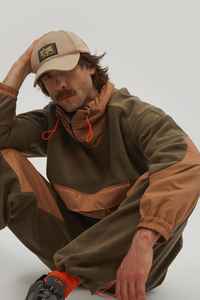 Trajes de chándal para hombre de corte regular sólido informal con logotipo personalizado, chándales y trajes para correr de 2 piezas de lana de peso medio a juego - Product Image 2