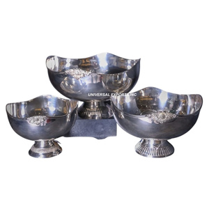 Juego de Tres Tazones para Chocolate de Acero Inoxidable, Tazón para Dulces con Diseño Niquelado, Última Novedad, Tazón de Chocolate de Metal de Lujo - Product Image 1