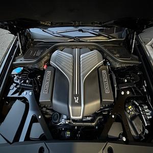 ¡Oferta Imperdible! Rolls-Royce Black Badge Ghost 2022 Súper Limpio, 6.8L Twin Turbo V12, 591hp, Automático de 8 Velocidades, Tracción en las Cuatro Ruedas, Sedán de Lujo - Product Image 6