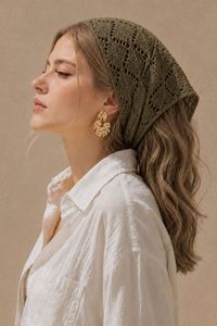 Pañuelo de Punto Perforado Texturizado Suave de Algodón para Mujer, Elegante y Cómodo - Product Image 5