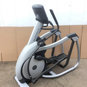 Elliptique Matrix E-3X avec suspension, 8 programmes d'entraînement, EFFICACE - Product Image 1