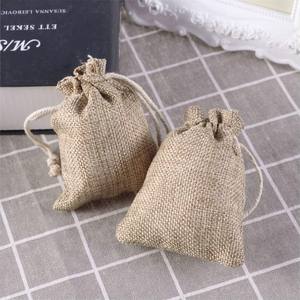 Vente en gros de désodorisants éliminant les odeurs désodorisants suspendus pour décoration de voiture de luxe sacs au charbon de bois naturel - Product Image 4