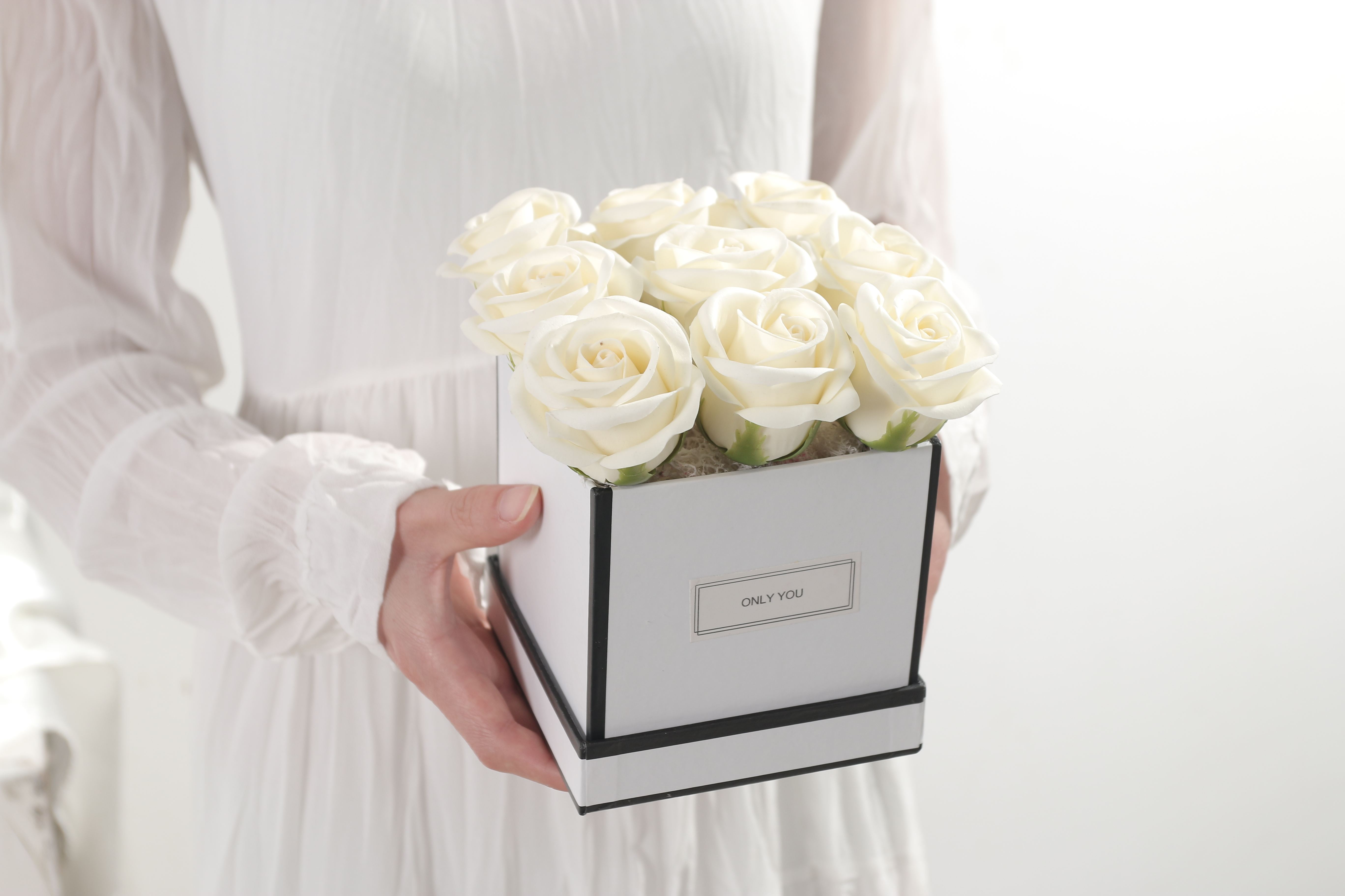 Boîte carrée Ivoire