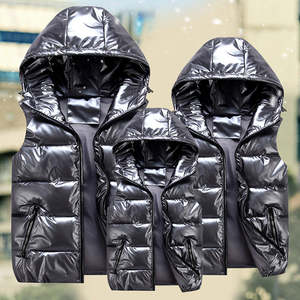 Wholesale Waterproof Shiny Bubble <b>Men's</b> Jackets & <b>Vests</b> With Hoodie Custom Logo Winter Sleeveless Glossy Puffer <b>Vest</b> Body Warmer - Product Image 2