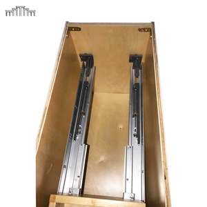 Meuble d'usine OEM du Vietnam Vente en gros d'armoires RTA Armoires encastrées Armoire de cuisine en bois massif de style shaker américain à vendre - Product Image 6