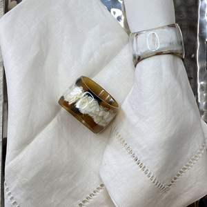 Vente en gros Porte-serviettes en corne de buffle écologique Décoration intérieure Porte-serviettes vache et boeuf pour ronds de serviette de restaurant - Product Image 1