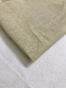 Tissu en coton imprimé à la main avec motif Paisley Mandala |   Textile indien - Product Image 4