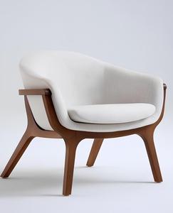 Fauteuil de salon sculpté - Product Image 1