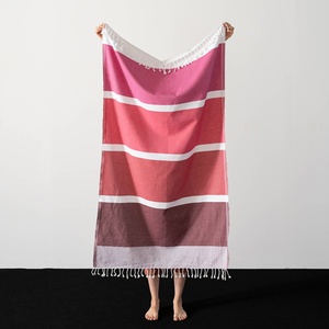 Toalla de playa turca Sun Blocks Fouta Pestemal Hamam, sin arena - Product Image 3