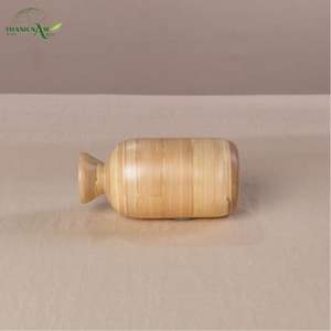 Vase de table en bambou naturel tressé style Art Déco – Décoration écologique et durable pour un intérieur moderne - Product Image 2