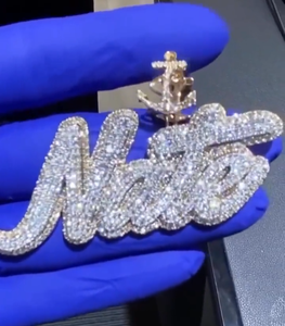 Colgante de Plata de Ley 925 con Letra Personalizada, Estilo Hip Hop, con Diamantes de Moissanita VVS, de Lujo, para Uso Unisex - Product Image 1