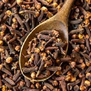 Clous de girofle séchés de la meilleure qualité, certifiés ISO, herbe épicée en brut et transformée, MOQ de 50 kg disponible en morceaux et en blocs - Product Image 3