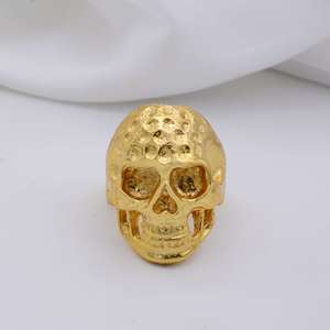 Bague en laiton plaqué or 18 carats avec visage de crâne gothique, style punk et motard, pour femme, vente en gros - Product Image 5