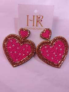 Pendientes Hechos a Mano con Cuentas Rojas, Joyería Romántica Hecha a Mano para Mujer, Pendientes Colgantes Únicos Inspirados en Corazón - Product Image 2