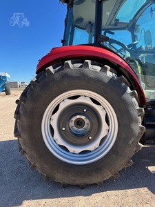 Tracteur 4WD multifonctionnel le plus vendu 2023 pour l'équipement agricole CASE IH FARMALL 120C avec composants de noyau de moteur de boîte de vitesses de pompe - Product Image 6