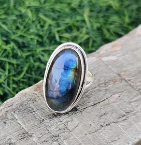 Bague en pierre précieuse Labradorite Bijoux pour femme Bijoux en argent style Boho Argent sterling 925 Bague tendance faite main Cadeau pour elle - Product Image 3