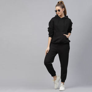 Chándal impermeable de último diseño para gimnasio de 2 piezas hecho a medida para mujer para invierno patrón sólido - Product Image 4