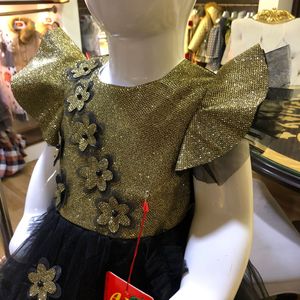 เดรสผ้าซาตินพิเศษสำหรับเด็กกระโปรงปาร์ตี้ลายดอกไม้ลายผีเสื้อแสงจันทร์คอลเลกชันดอกไม้ฤดูใบไม้ผลิใหม่สำหรับเด็กผู้หญิง - Product Image 2