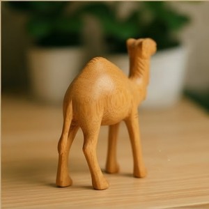 Figurine de chameau en bois sculptée à la main, écologique, artisanat traditionnel, décoration artistique pour table - Product Image 2