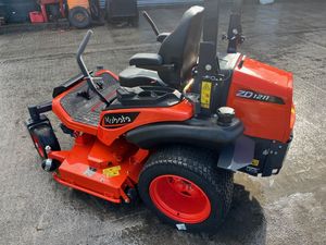 Cortadora de Césped Kubota ZD1211 Nueva, Económica y Accesible, de 60 Pulgadas, con Giro Cero, a la Venta, Tractor de Jardín con Motor Diésel, Envío Inmediato del Proveedor - Product Image 2