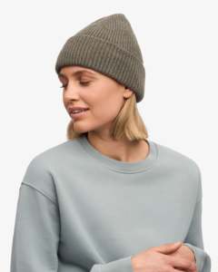Vente en gros bas quantité minimale de commande Bonnet en acrylique de haute qualité Chapeaux d'hiver chauds Adultes Enfants Tissu de broderie 3D avec logo personnalisé pour unisexe - Product Image 2