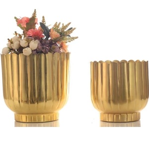Set of 2 Rustic Color Metal Medium Size Flower <b>Vases</b> at Wholesale Prices With Sizes of 8.25x4.75x10.5 7x3.5x9 Inches - Product Image 5