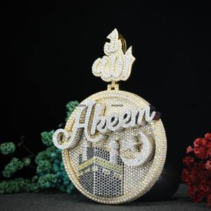 Colgante Islámico de Moissanita con Nombre Árabe Personalizado, Plata de Ley 925 Chapada en Oro Amarillo, Colgante de Diamante de Corte Redondo para Regalo - Product Image 3