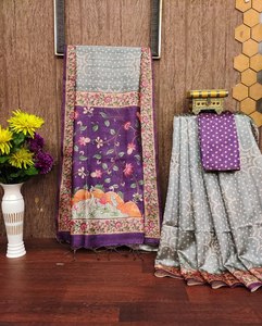 Sari pour femme de la collection Premium Evergreen Design en soie brute avec des motifs Bandhani Butti et des bordures Kalamkari, fabricant de mode féminine - Product Image 4