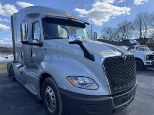 Camion benne International 2012-2017 neuf/occasion, cabine couchette, moteur diesel 10 cylindres, caméra arrière 360°, écran tactile, 6x4, conduite à gauche - Product Image 2