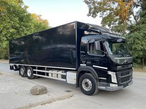 Volvo FM 370 6X2 Euro6, Transmisión Manual, Motor Diésel de 451-500hp, Capacidad de Carga de 21-30T, Asiento con Suspensión Neumática - Product Image 5