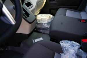 NUEVA TOYOTA HIACE PANEL 2026, 0 KM, 2 PLAZAS, 6 CILINDROS, 299 HP, TRANSMISIÓN AUTOMÁTICA - Product Image 2