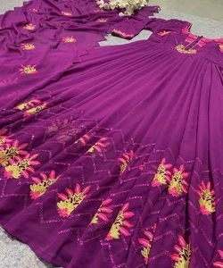 Vestido Abaya de Chifón Modest Glamour para Mujer: Elegancia con Estilo en Fibra de Poliéster con Silueta Recta - Product Image 1