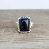 Bijoux en argent en gros 925 argent noir Onyx Rectangle forme unisexe bague bijoux faits à la main vêtements de fête