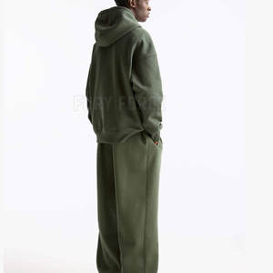 Survêtements baggy taille personnalisée à usage extérieur avec logo personnalisé pour hommes le plus récent style de survêtements baggy en matériaux durables pour hommes - Product Image 5