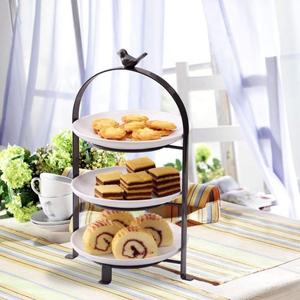 Bandeja de repostería de 3 niveles de metal con marco de hierro resistente con patas fuertes y estabilidad reforzada para eventos profesionales de catering - Product Image 1