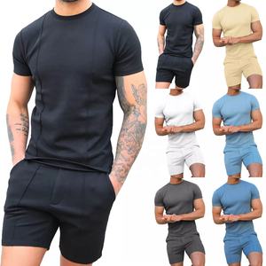 Ensembles de jogging athlétiques respirants avec logo imprimé en coton personnalisé pour hommes avec motif solide Survêtements d'été décontractés - Product Image 1