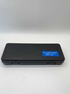 Venda Direta de Fábrica: Medidor de Diâmetro Interno Métrico de 18-50mm com Precisão de 0,01mm para Medição de Furos Profundos de Motores, Caixa Plástica - Product Image 3