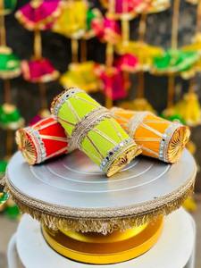 Caja Decorativa Mini Dholak, Recuerdo de Shagun, Dhol Lohari Sankranti, Caja Ladoo, Regalo Hecho a Mano para Invitados, Maiyan Kurmai, Jaggo, Caja de Dinero - Product Image 2