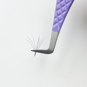 Pinzas de Extensión de Pestañas de Acero Inoxidable de Alta Calidad con Punta Dentada y Agarre de Diamante, 90 Grados, con Logotipo Personalizado - Product Image 3