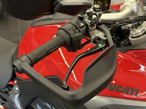 NUEVA Motocicleta Ducati Multistrada V4 S 2026 Roja con Radar, Ideal para Viajes y Aventuras - Product Image 5