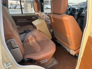 Toyota Land Cruiser 79 Série LX V6 neuve/d'occasion, spécifications GCC 2026, à vendre - Product Image 4