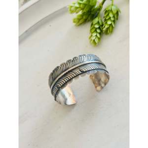 Kobe Martinez Sterling Silver <b>Feather</b> <b>Cuff</b> Bracelet Fashionable Bracelet with Unique <b>Feathers</b> Design - Product Image 4