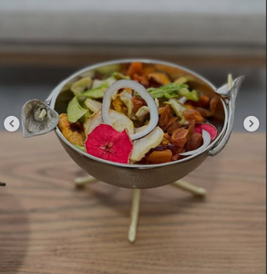 Bol rond en métal thème floral pour fruits et ornements Bol en métal pour décoration de table et de salon Bol décoratif en métal - Product Image 3