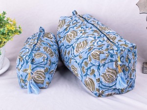 Juego de 3 Bolsos de Mujer Estilo Vintage (Tamaños Grande/Mediano/Pequeño) Cierre de Cremallera de Algodón Impermeable y Ecológico para Almacenamiento de Maquillaje - Product Image 3