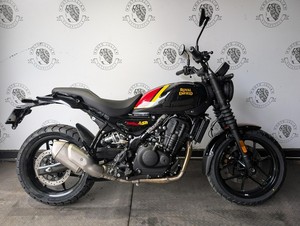 NUEVA Motocicleta Urbana Royals Enfield GUERRILLA 450 2026 - Product Image 1