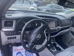 Auto Usado Económico, Toyota Highlander Híbrido Limited 2015, Volante a la Izquierda - Product Image 2