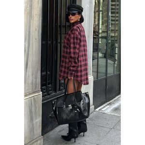 Chemise à carreaux style bûcheron oversize 3485-08 Robes décontractées à motif unique - Product Image 3