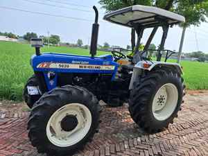 2022 utilizado para tractor 5620 4WD 55HP con engranaje central y caja de cambios de componentes del motor - Product Image 3