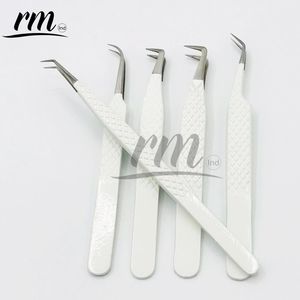 แหนบต่อขนตา RMI ผลิตจากสแตนเลสญี่ปุ่น ด้ามจับแบบเพชร สีเงิน ปลายแหลม และเคลือบสีขาวด้วยผง - Product Image 3