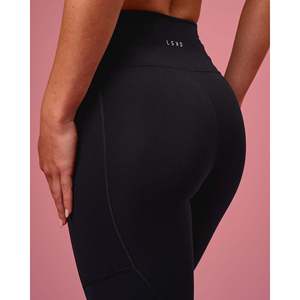 Leggings de Yoga con Estampado Ultra High-Rise y Bolsillos - Negro-Rosa Tie Dye - Product Image 4